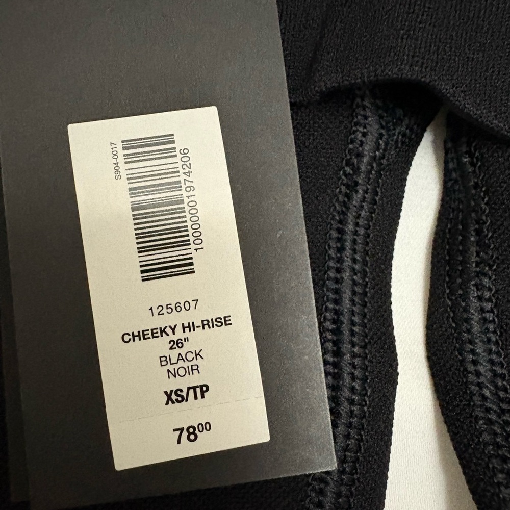 Aritzia Cheeky Hi-Rise Leggings - Black